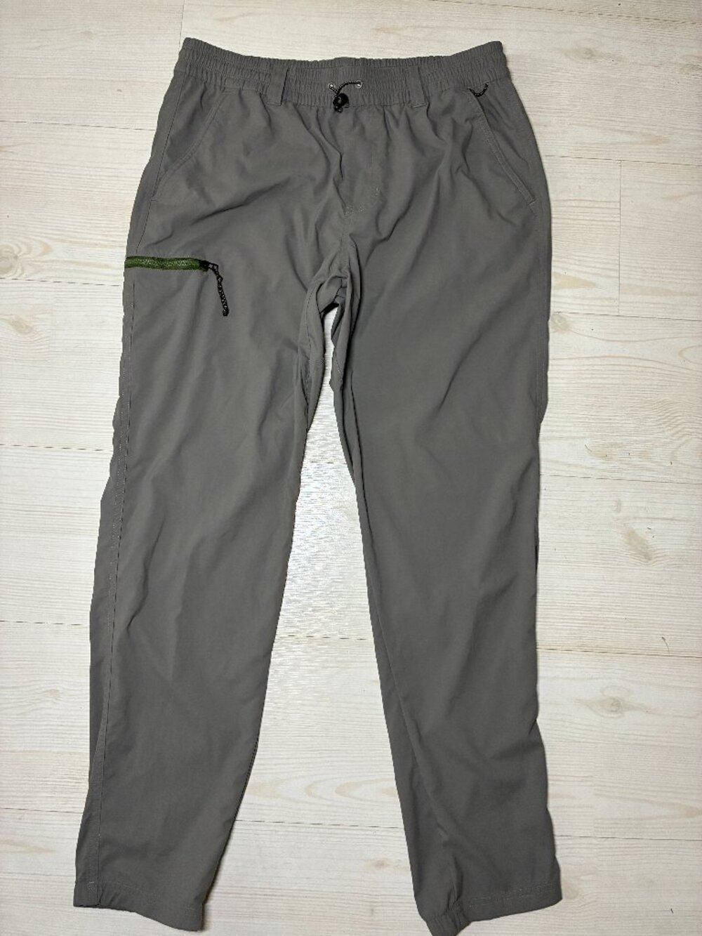 REI Co-op Men’s Trail-made Pants Medium Gray Nylon Hiking Outdoor Travel FW23 M